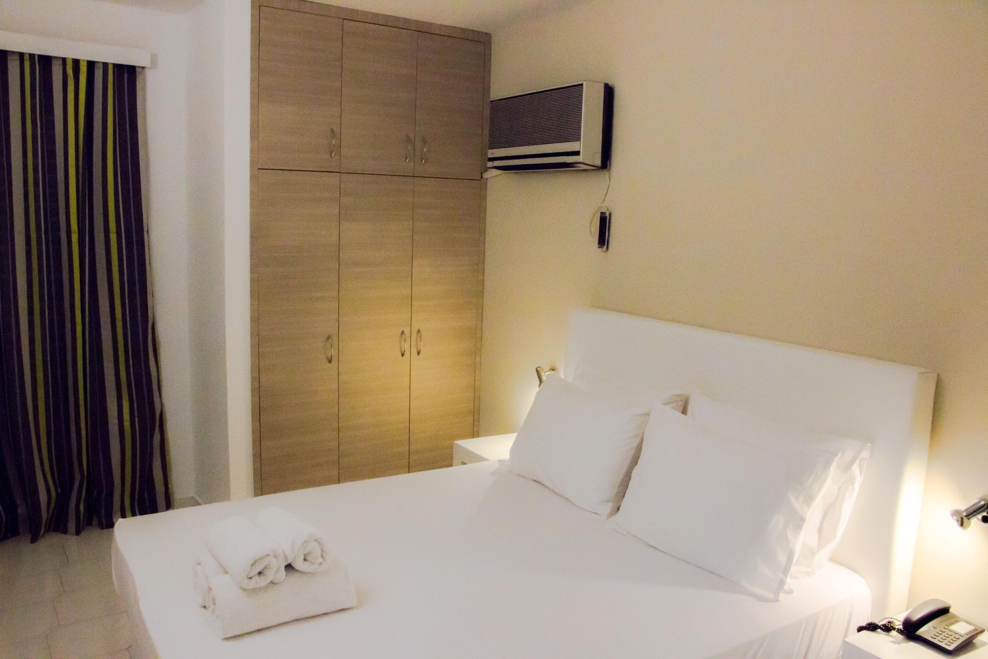 Galaxy Hotel Ierápetra Екстериор снимка