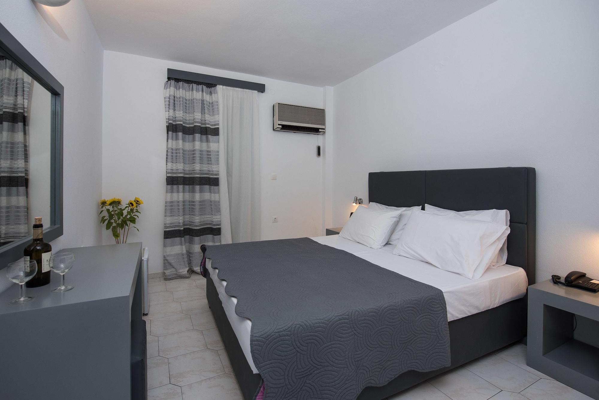 Galaxy Hotel Ierápetra Екстериор снимка