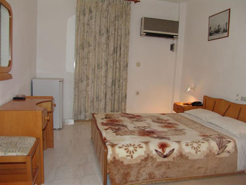 Galaxy Hotel Ierápetra Екстериор снимка