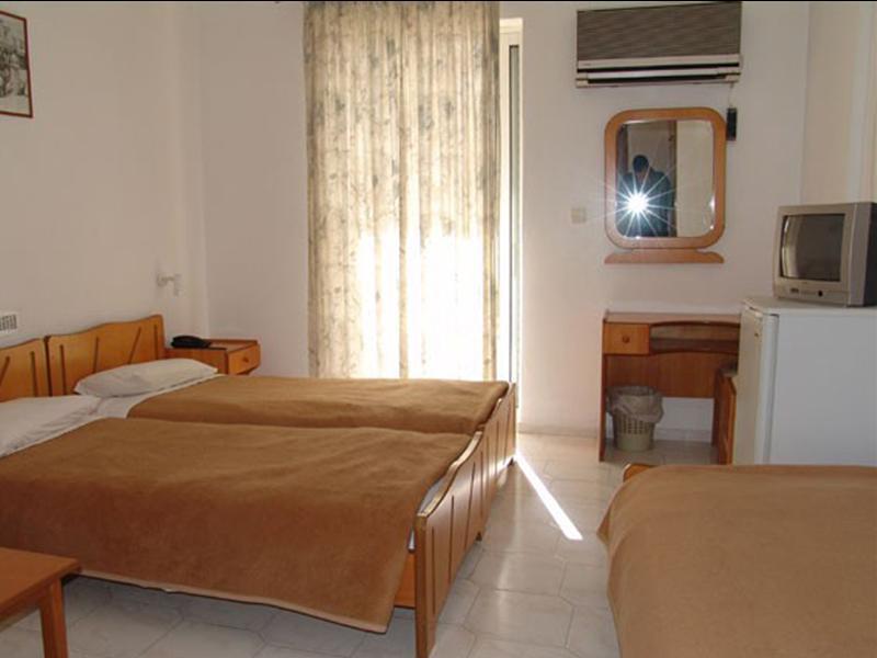 Galaxy Hotel Ierápetra Екстериор снимка
