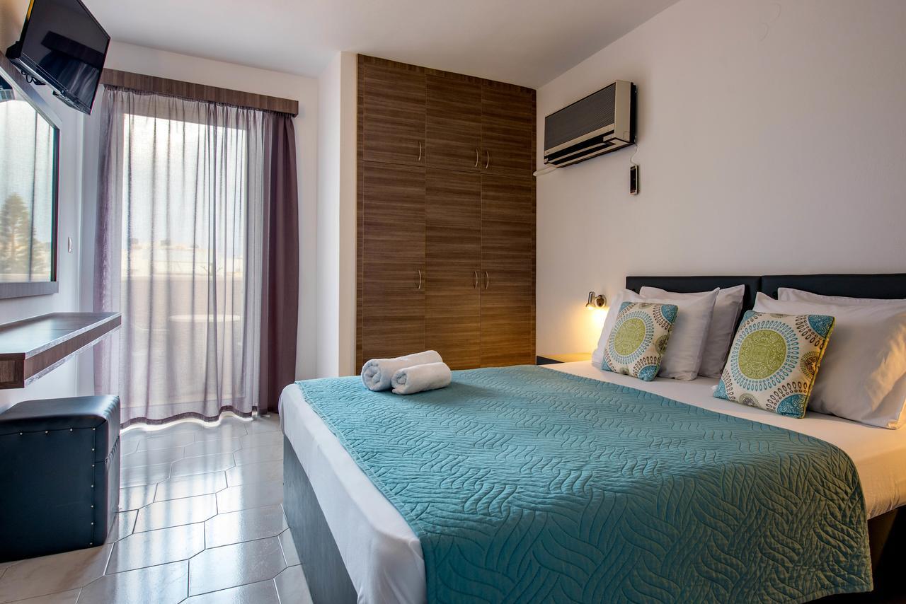 Galaxy Hotel Ierápetra Екстериор снимка