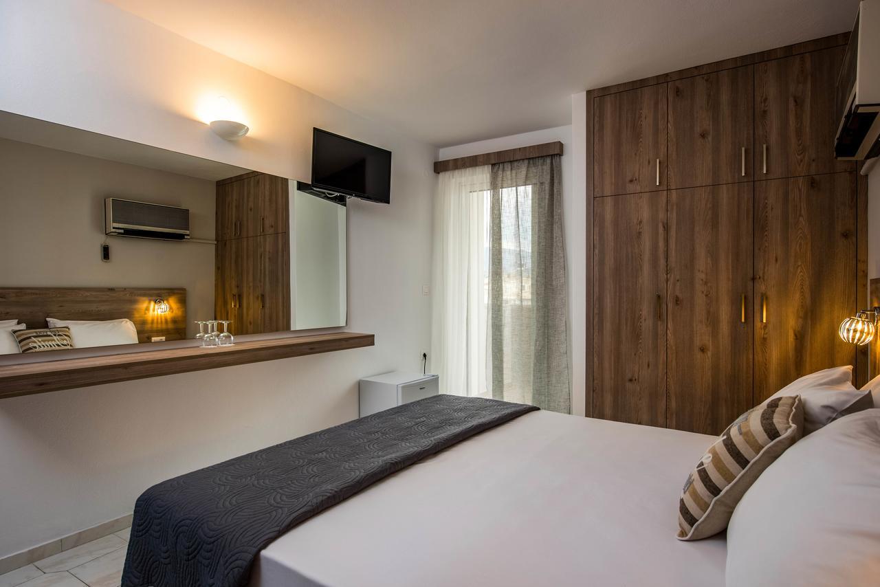 Galaxy Hotel Ierápetra Екстериор снимка