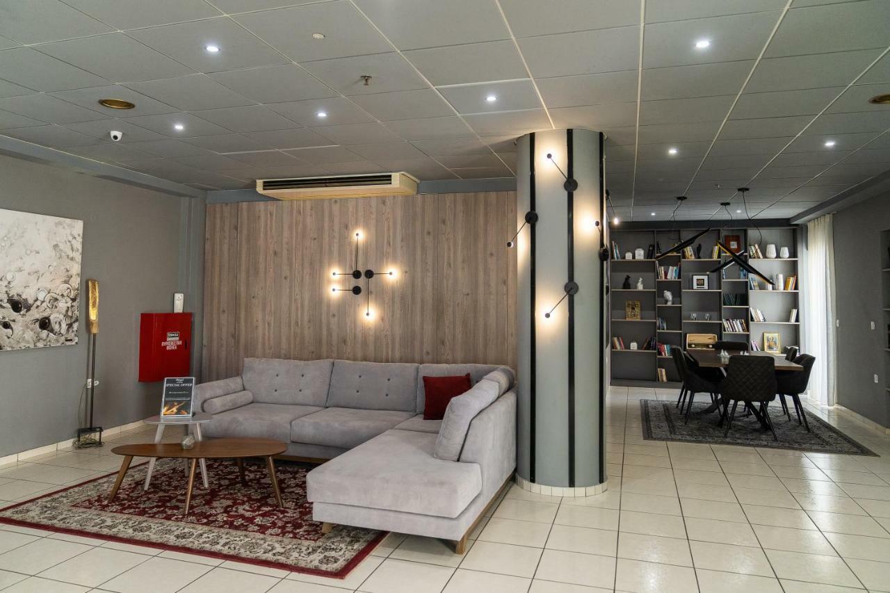 Galaxy Hotel Ierápetra Екстериор снимка